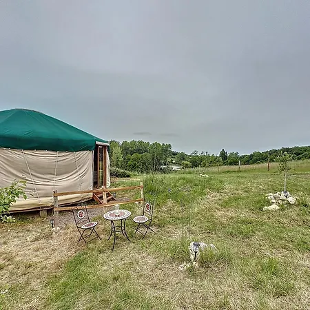 Yourte Nature & Calme Proche Futuroscope Tente de luxe