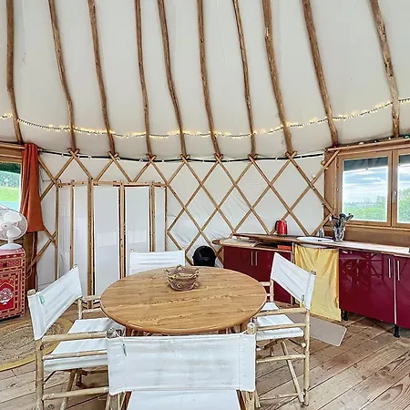 Tente de luxe Yourte Nature & Calme Proche Futuroscope