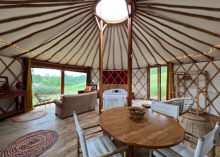 Campo de lujo Yourte Nature & Calme Proche Futuroscope Archigny